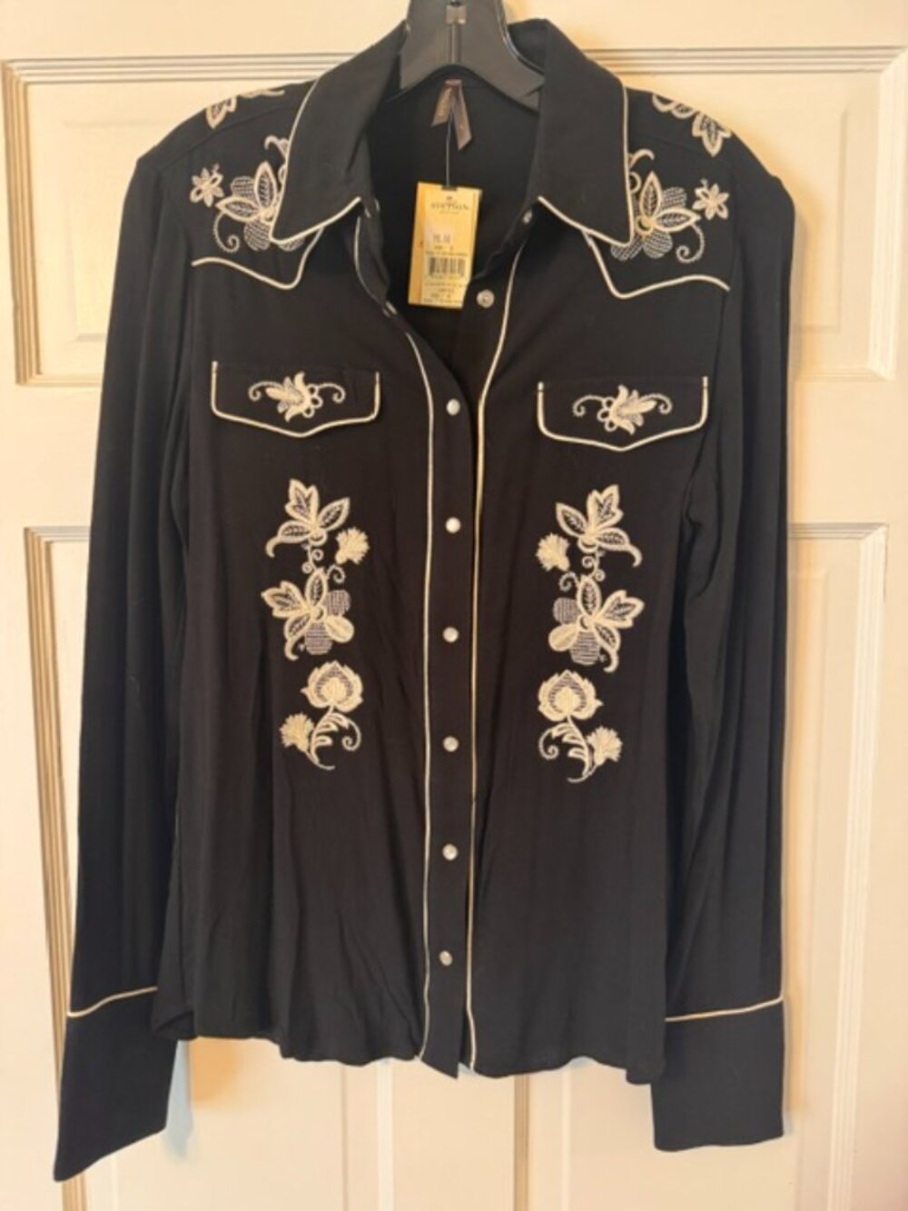 NWT Stetson Women's S Black Embroidered Western Pearl Snap Shirt Blouse